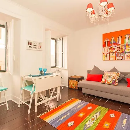 Shabby Chic Bairro Alto Apartment